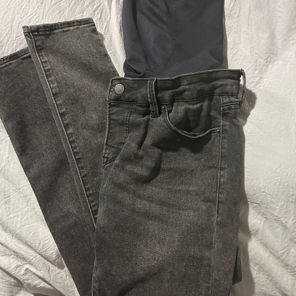 Size 8 Maternity Skinny Jeans - Picture 3 of 4